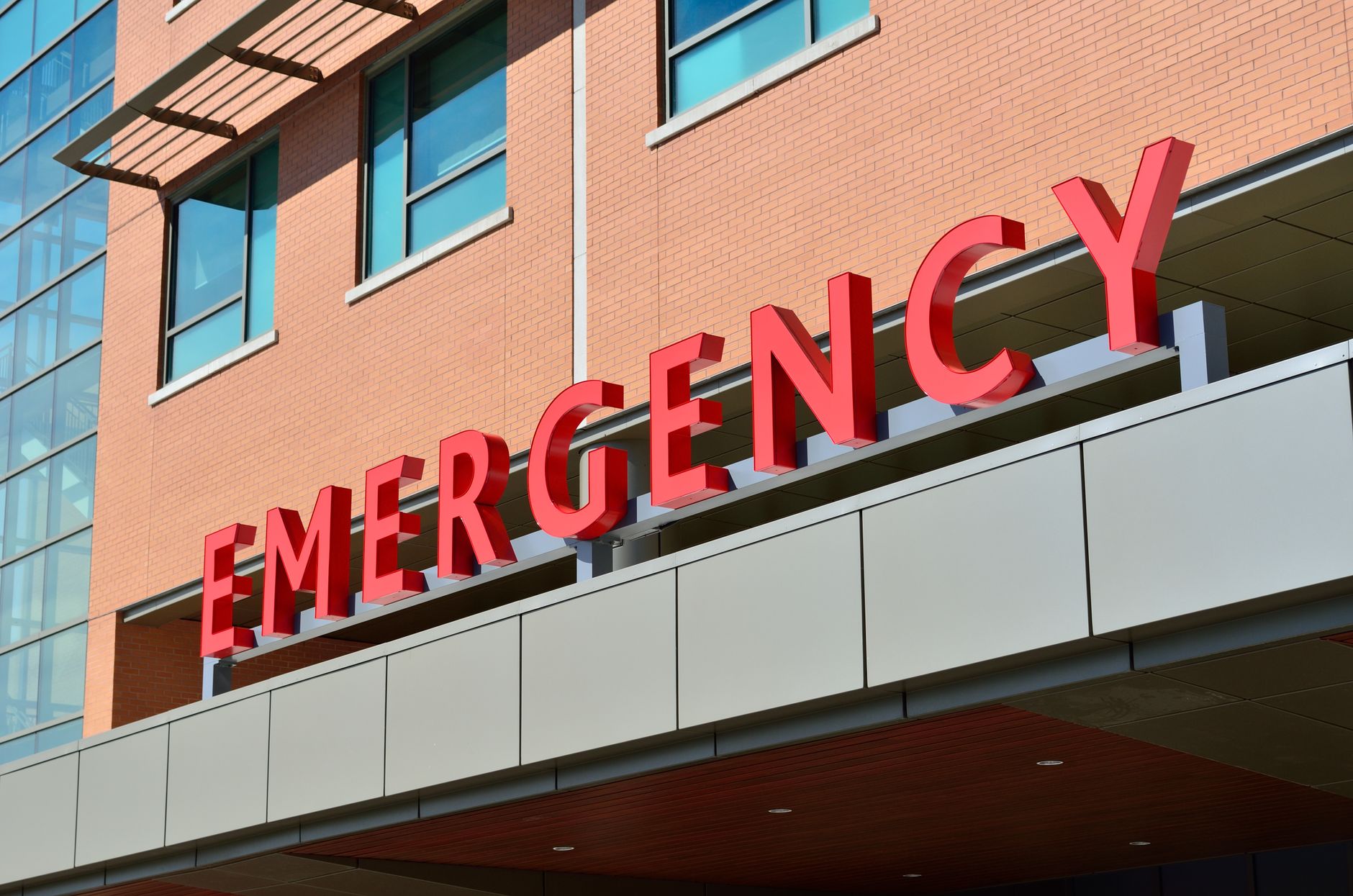 Asbestos Exposure at Floyd Valley Hospital — Le Mars, Iowa: A Complete Guide for Workers and Tradesmen
