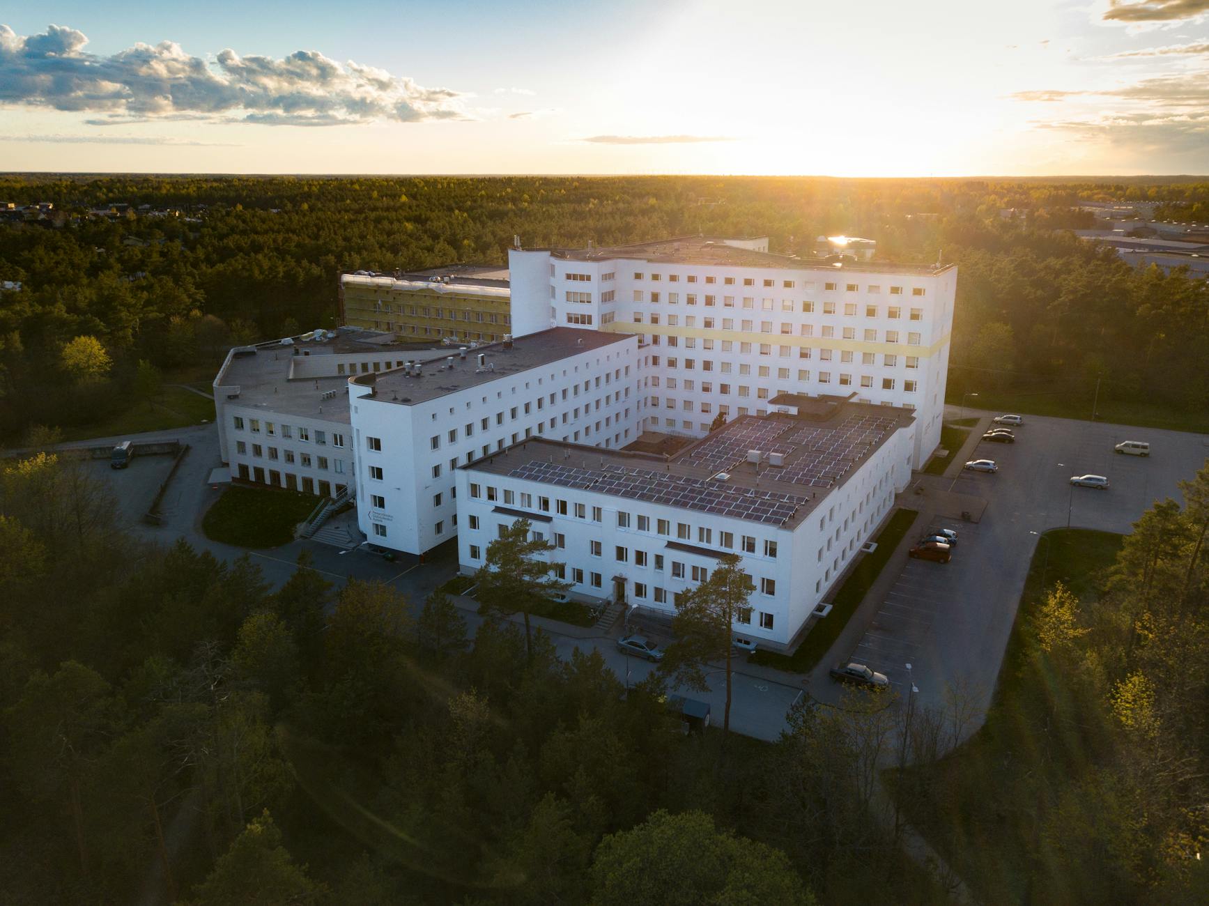 Asbestos Exposure at Van Buren County Hospital — Keosauqua, Iowa: What Workers and Tradesmen Need to Know